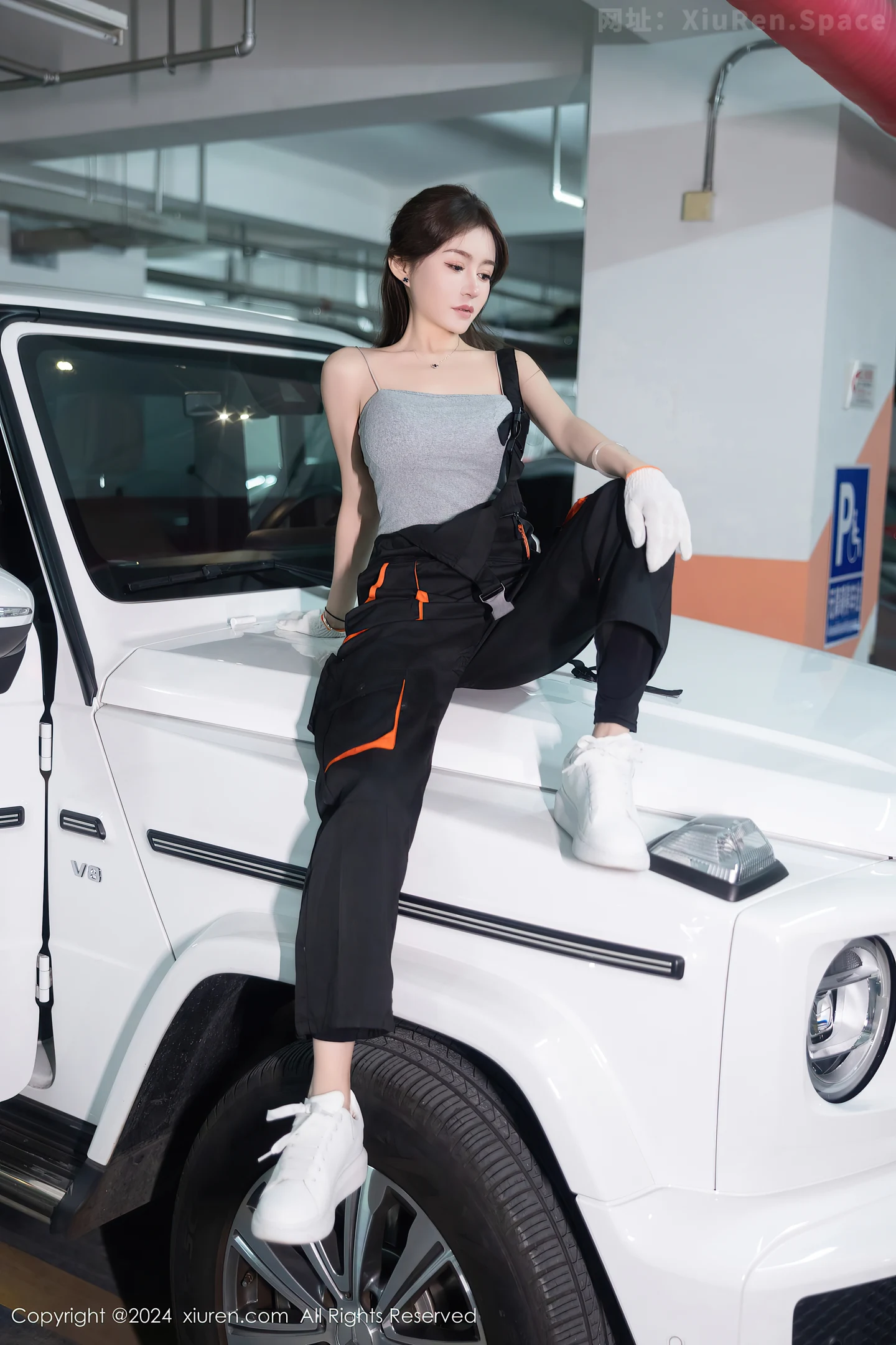 图片[3]-[XiuRen秀人网]VOL.8171 模特林幼一大G场景性感黑色紧身情趣服秀翘臀美腿撩人诱惑写真81P-秀人网官方网站